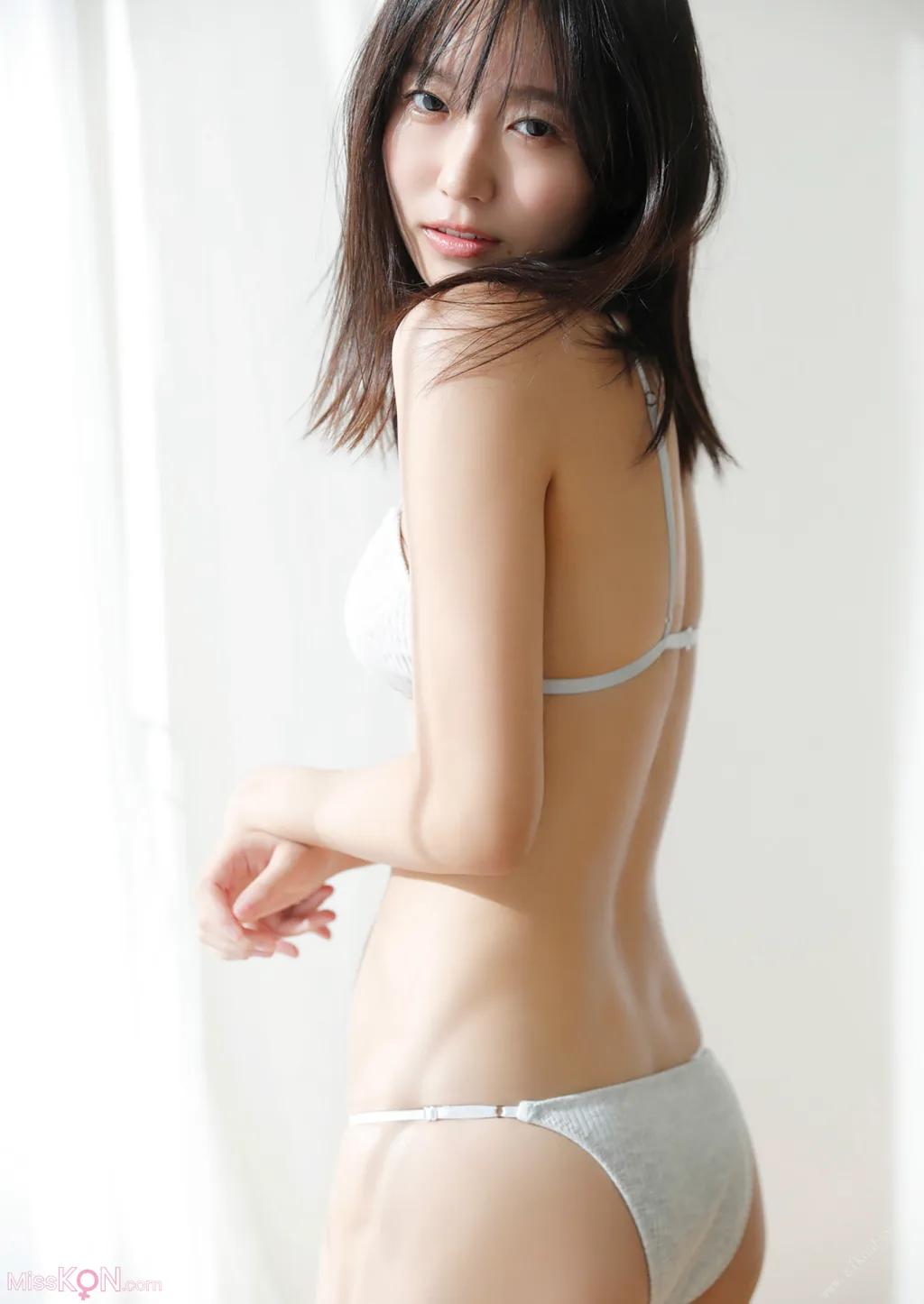 Shida Nene (志田音々)_ スピ／サン　グラビアフォトブック　ねねまる日和